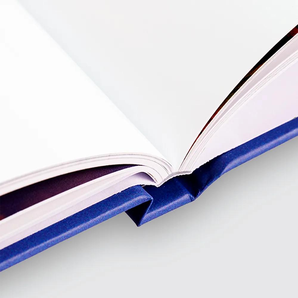 PUR binding on a hardcover photo book